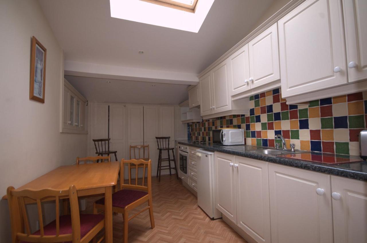 Lizzys Little Kitchen Town Accommodation Listowel Exterior photo